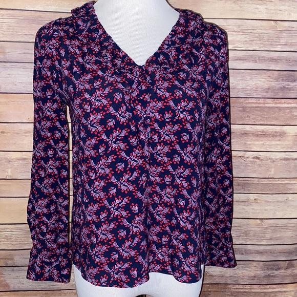 🎈Sale🎈NWOT Loft Ruffle Detailed V-Neck Blouse - Picture 3 of 10